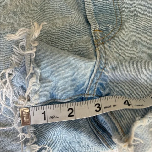Levi's Blue Jean Shorts Distressed High-Waisted - Picture 2 of 6